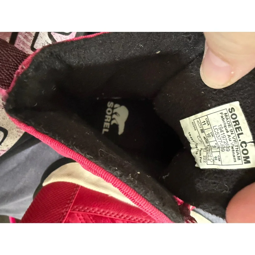 Sorel pink Whitney II‎ youth snow boots